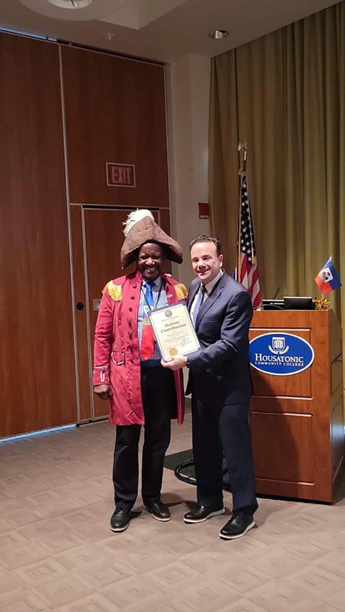 Mayor-Ganim-recognizing-Caribbean-contributions-certificates